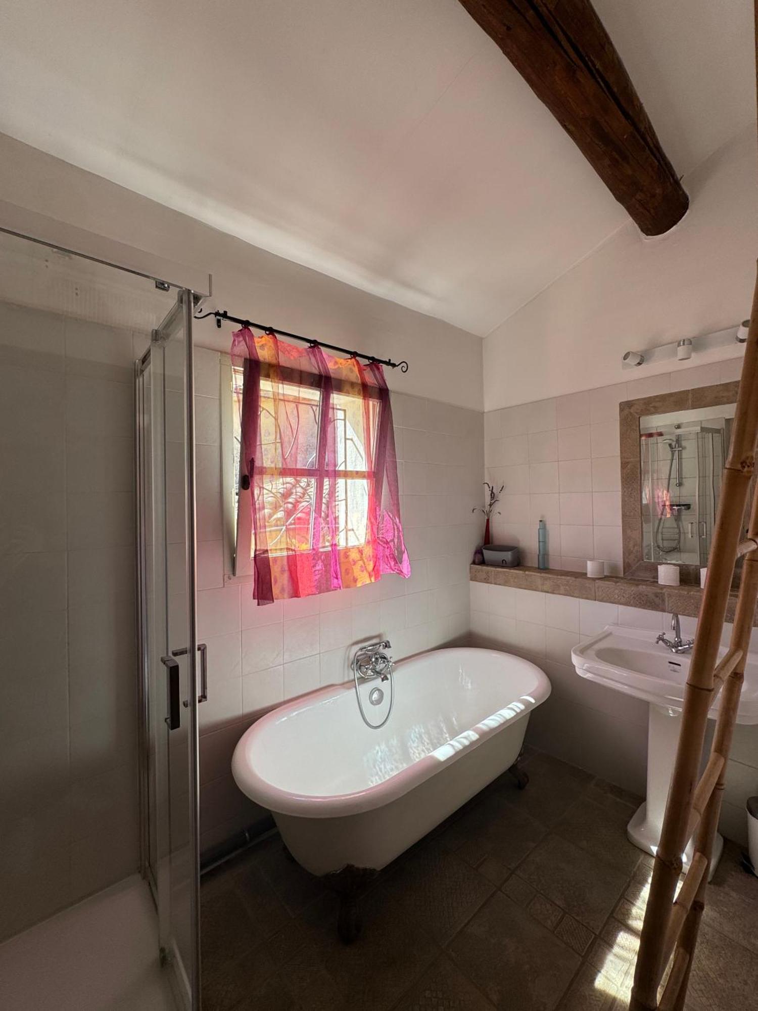 La Boissetane, Maison Provencale Avec Piscine Et Jardin, Au Pied Du Luberon Saint-Martin-de-Castillon Luaran gambar